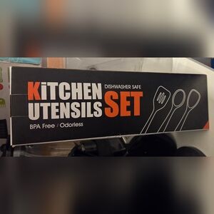 Black Kitchen Utensils Set